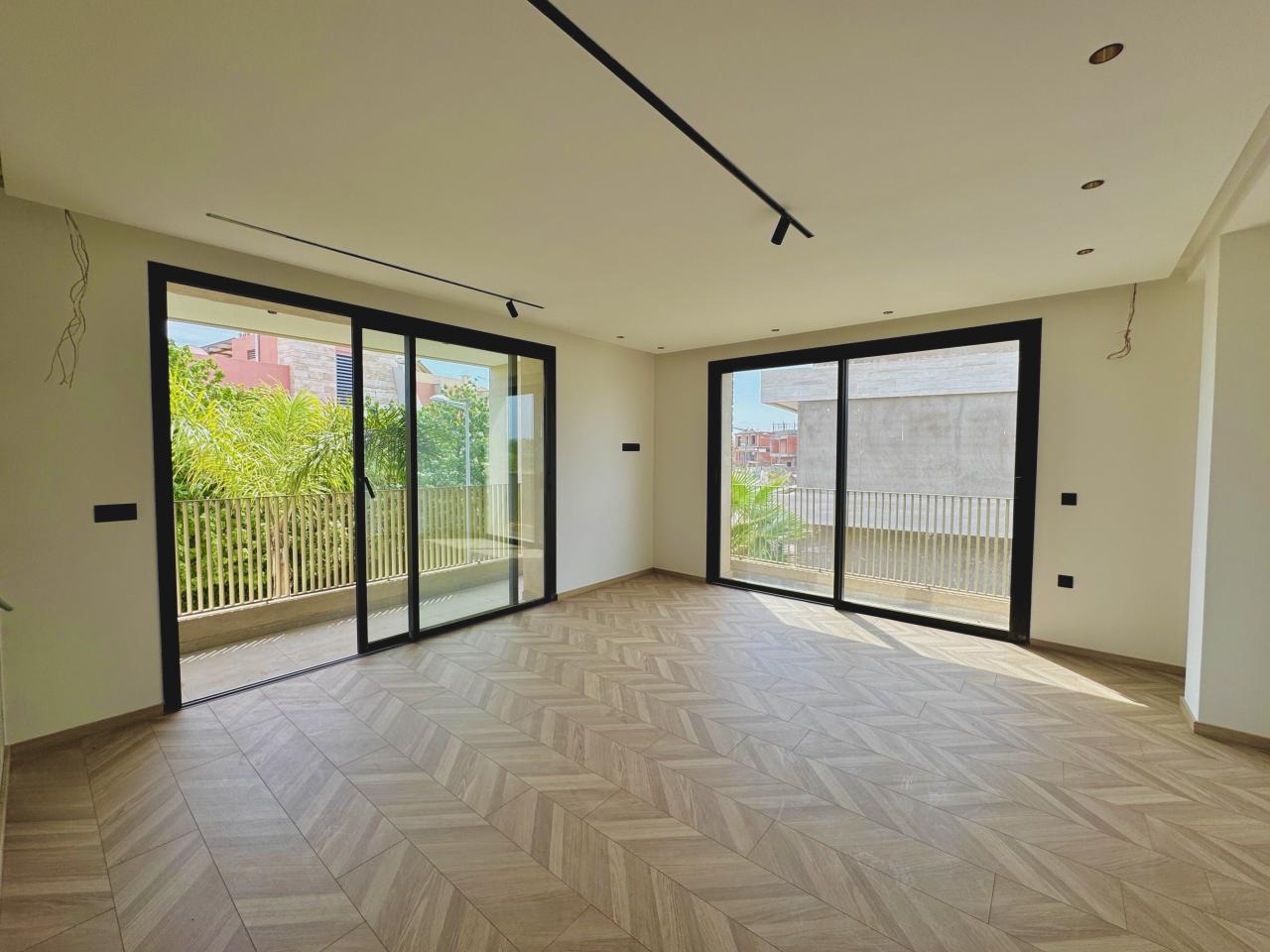 INCROYABLE VILLA INDÉPENDANTE DE 5 SUITES FRONT GOLF ARGAN