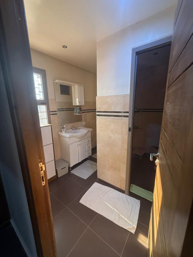 Villa 3 chambres à Vendre à Akenza