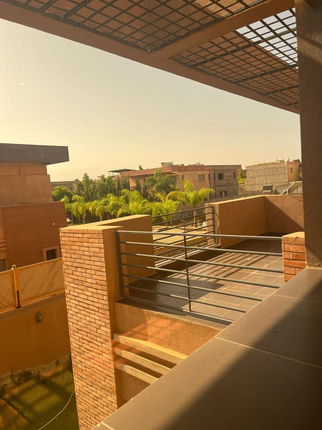 Villa 3 chambres à Vendre à Akenza