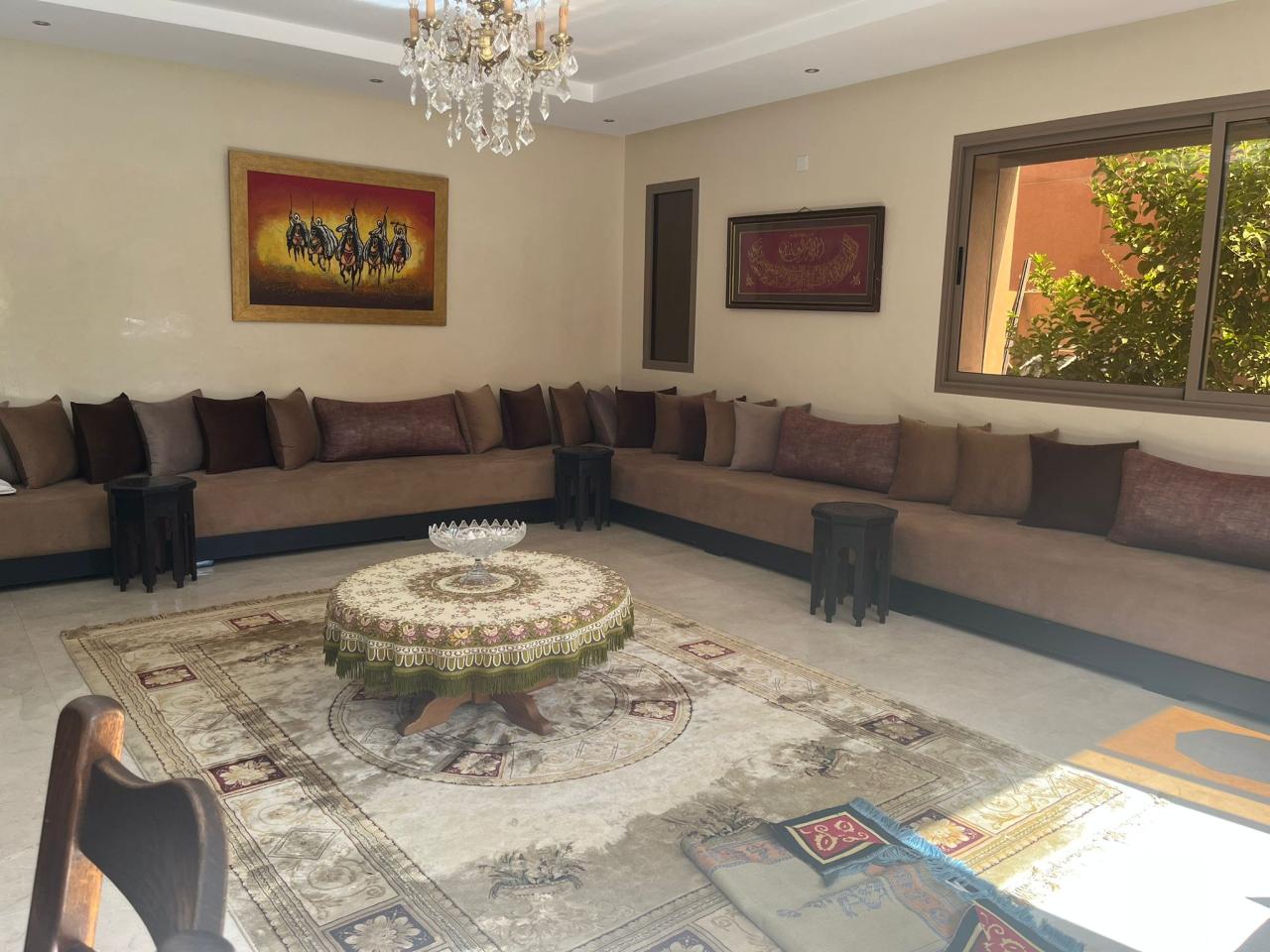 Villa 3 chambres à Vendre à Akenza