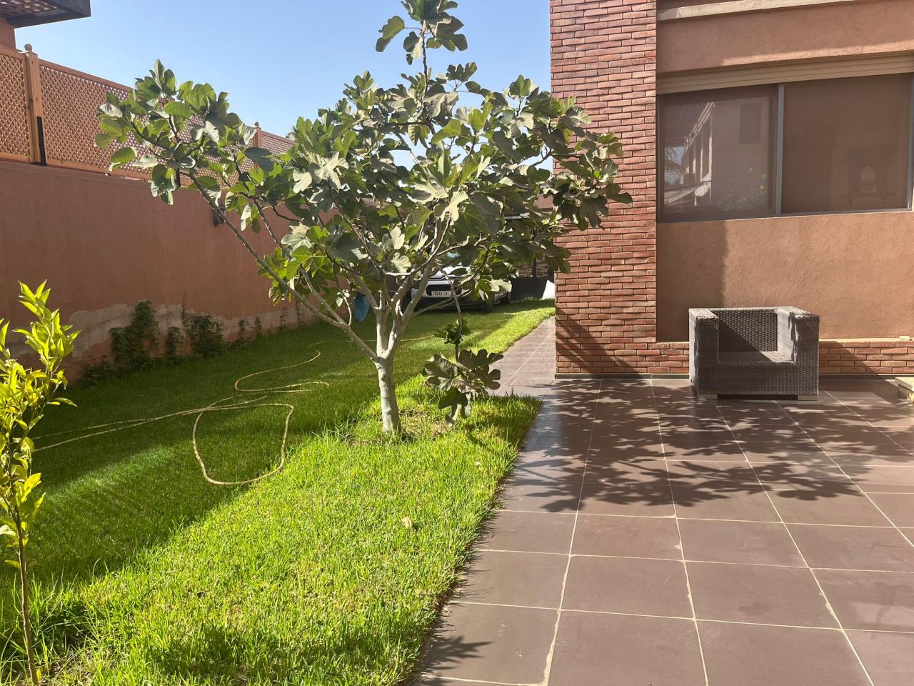 Villa 3 chambres à Vendre à Akenza