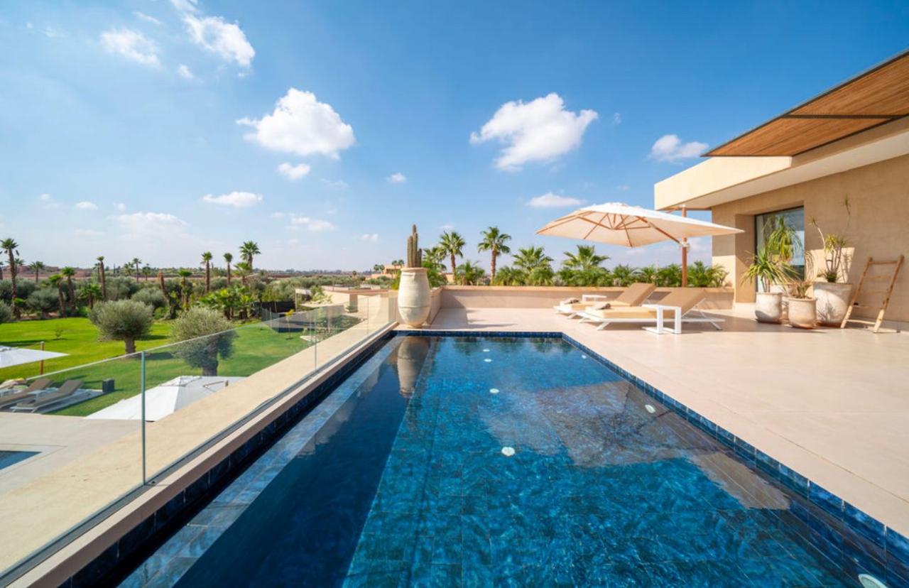 Villa 10 chambres à vendre route de fès