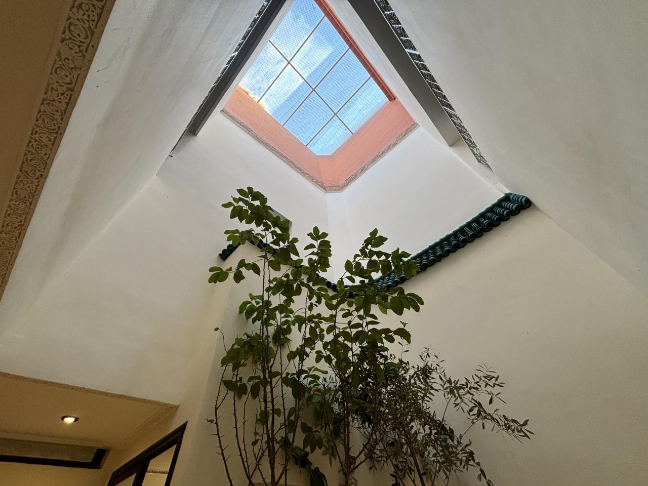 RIAD ATYPIQUE A VENDRE EN MÉDINA QUARTIER BAB DOUKALA