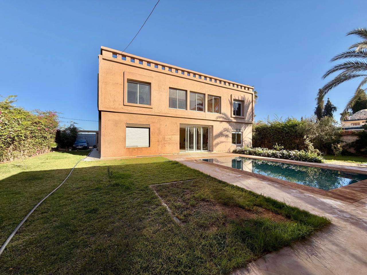 Villa Marocaine Authentique avec Hammam Et Piscine – 7 Chambres