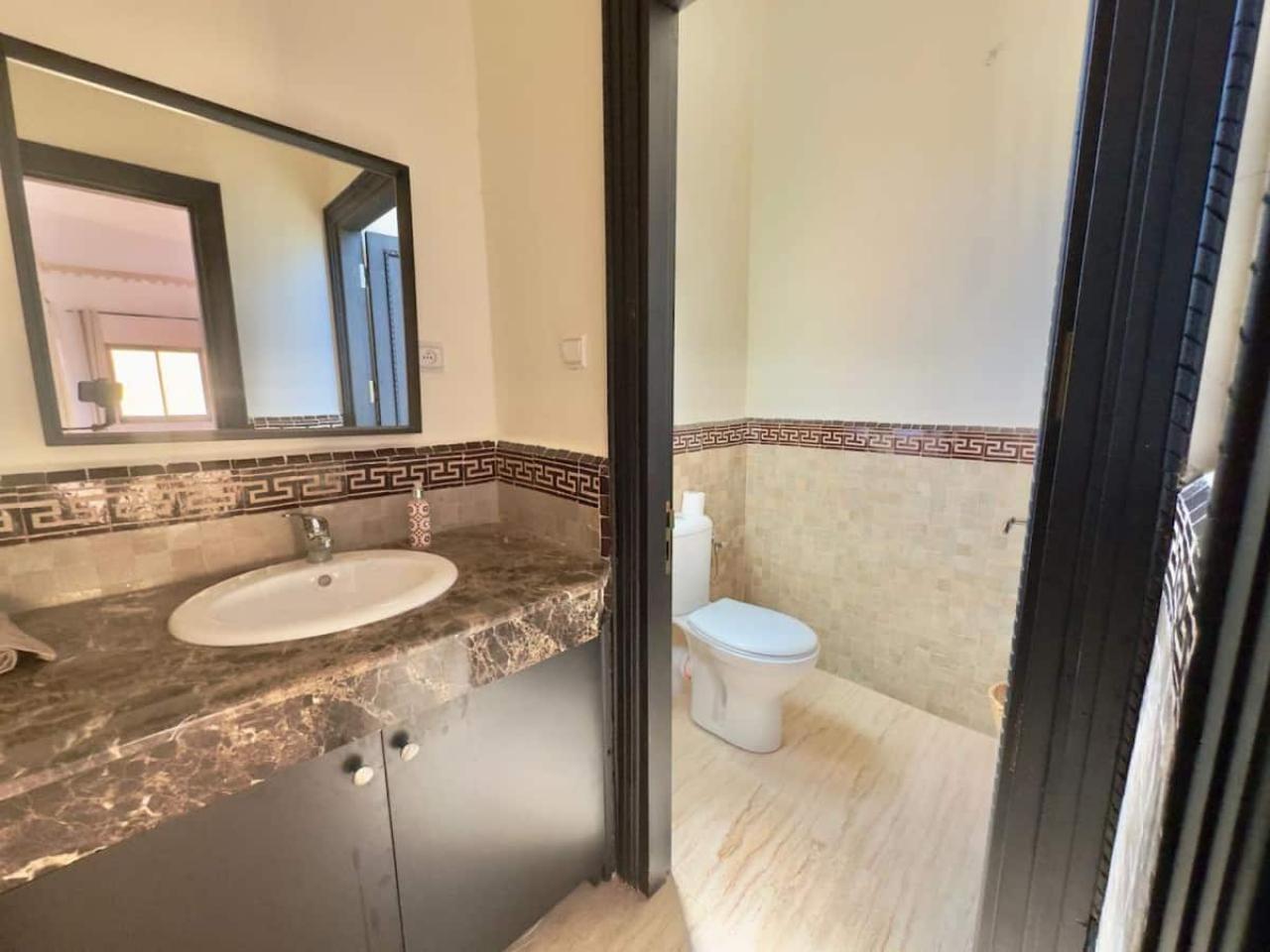 Villa Familiale avec Piscine à Louer – Atlas Golf Resort