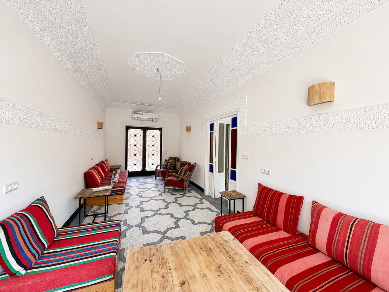 Grande Villa Familiale de 5 Chambres à Louer – Majorelle