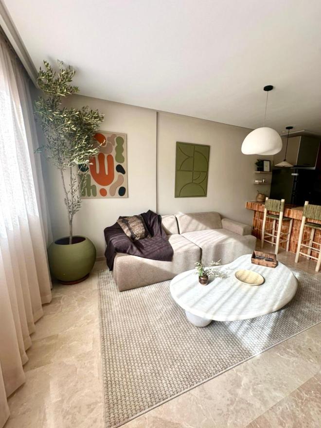 Superbe appartement à côté du Carré Eden