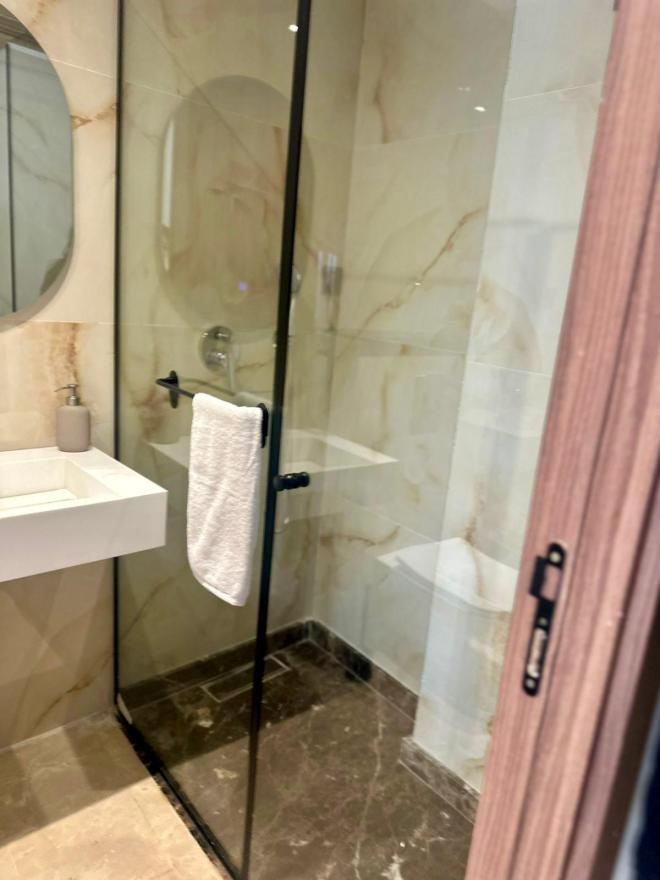 Superbe appartement à côté du Carré Eden