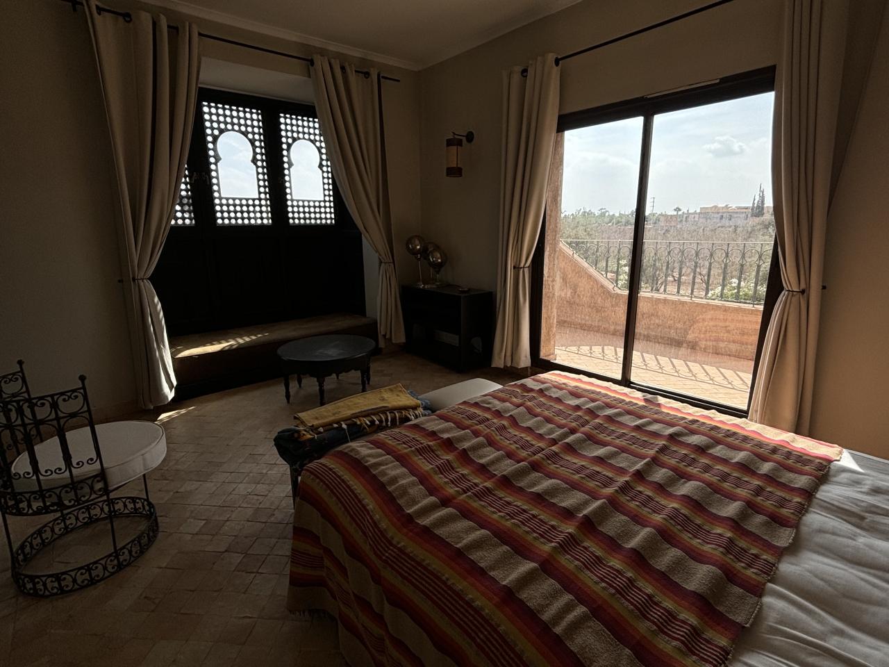 SUBLIME VILLA 3 CHAMBRES À VENDRE ROUTE DE FÈS