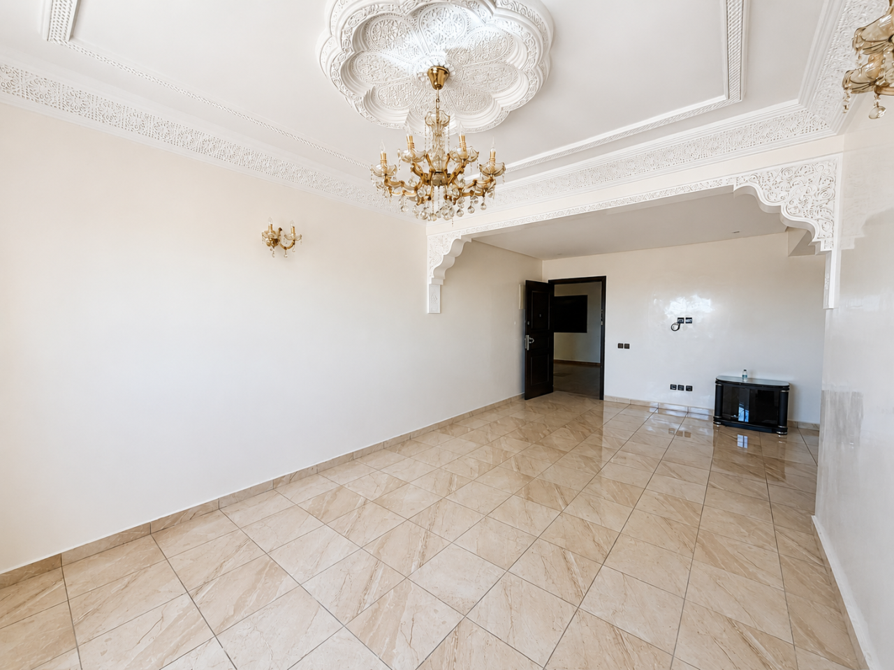 Grand Appartement Familial 3 Chambres à Vendre – Route d'Agadir