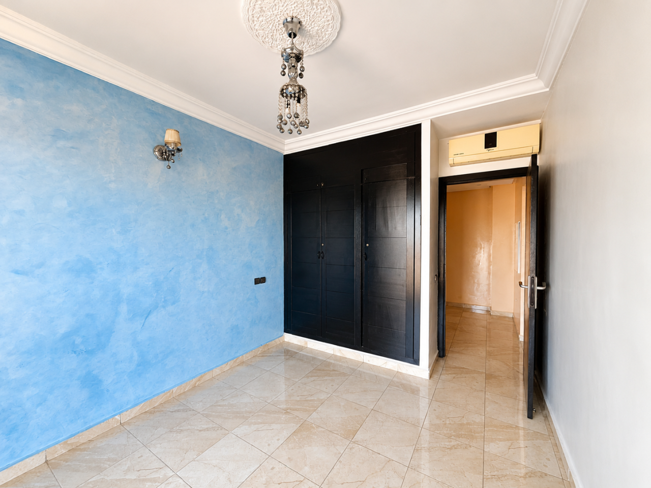 Grand Appartement Familial 3 Chambres à Vendre – Route d'Agadir