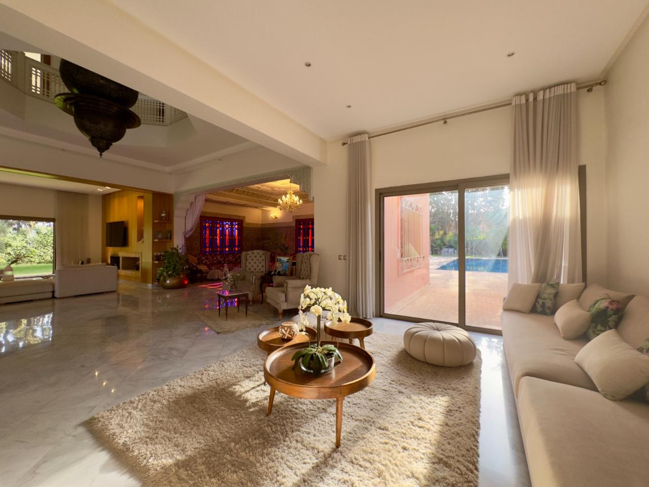 Villa de luxe contemporaine et traditionnelle – Palmeraie Marrakech