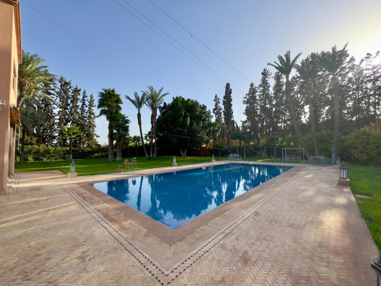 Villa de luxe contemporaine et traditionnelle – Palmeraie Marrakech