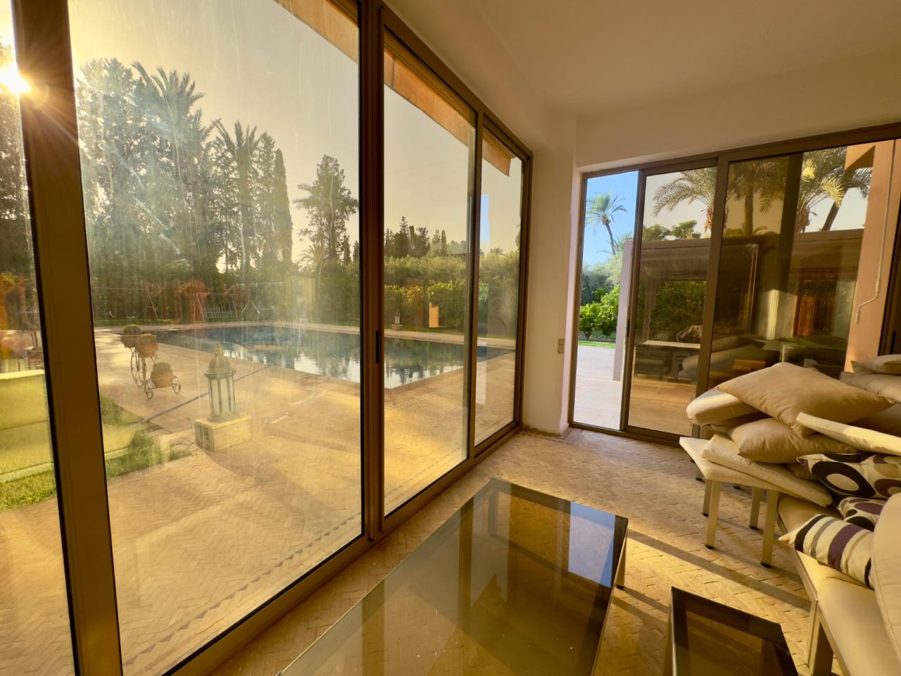 Villa de luxe contemporaine et traditionnelle – Palmeraie Marrakech