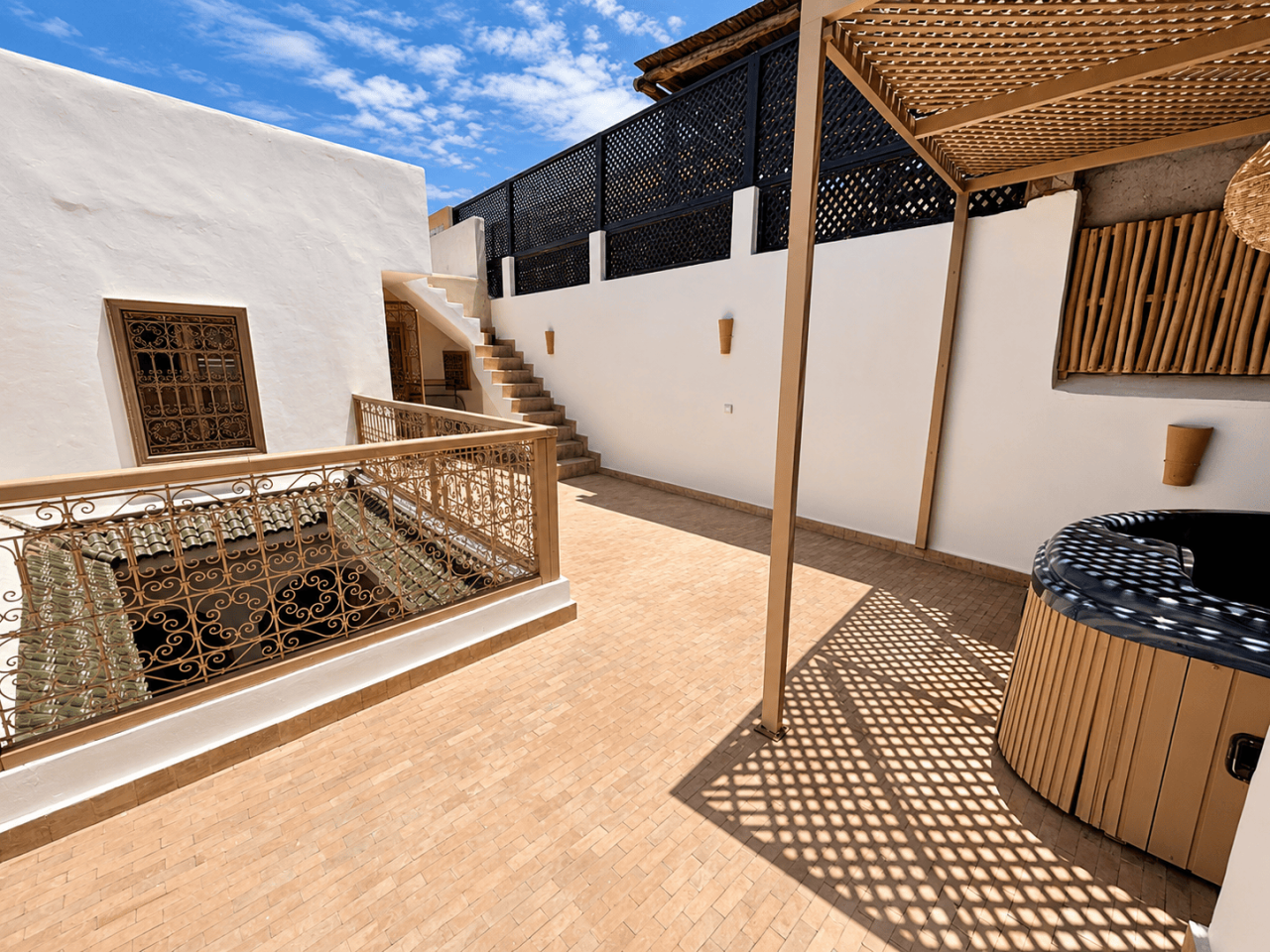 Joli Riad TITRÉ de 3 chambres avec Jacuzzi à vendre à Bab Doukkala