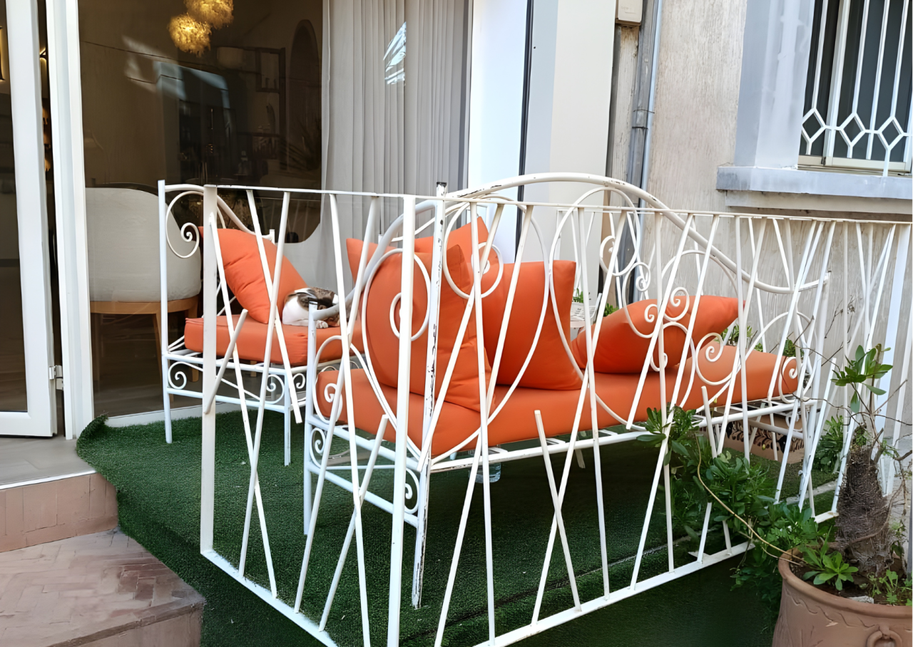 Beauty Salon Business for Sale in California District – Casablanca