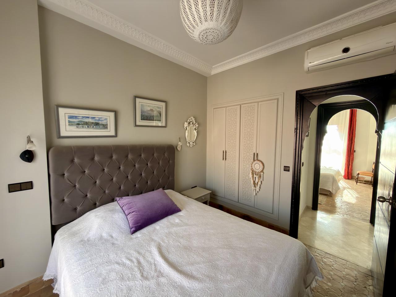 Villa 4 façades à vendre Route de Ouarzazate