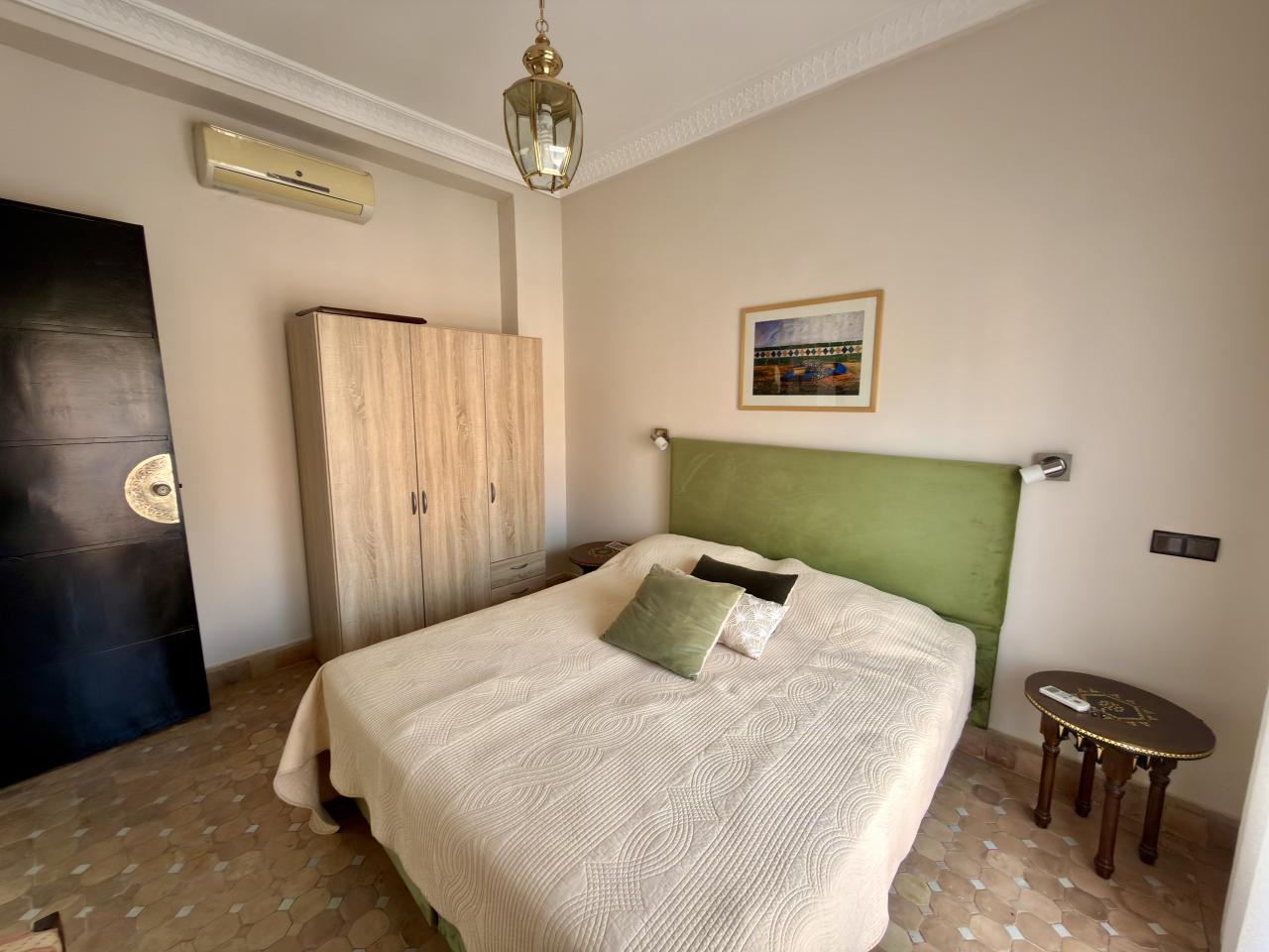 Villa 4 façades à vendre Route de Ouarzazate