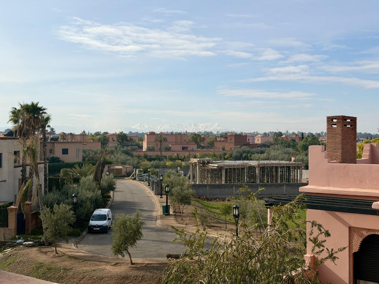 Villa 4 façades à vendre Route de Ouarzazate