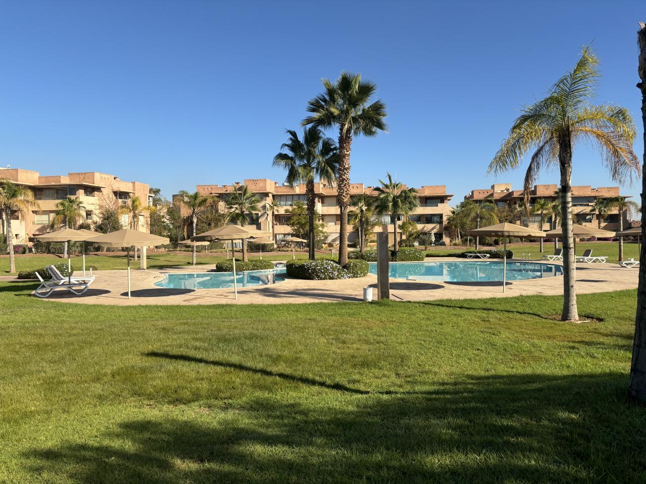 MAGNIFIQUE REZ DE JARDIN 2 CHAMBRES PRESTIGIA TOPAZE À LOUER