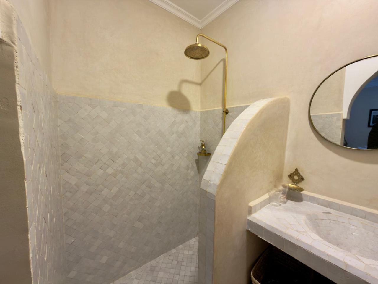 Riad Tout Neuf de 4 Chambres à vendre en Medina