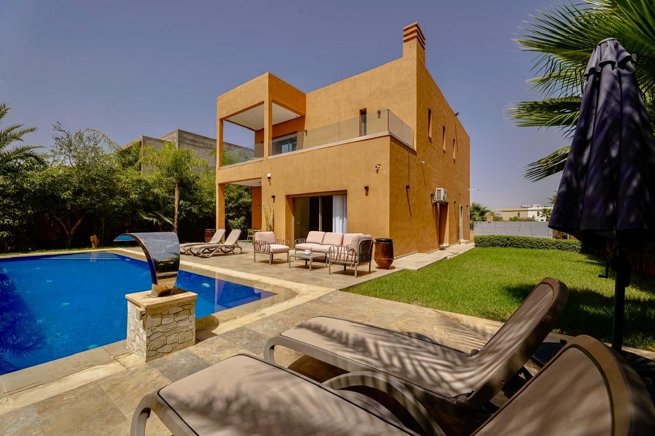 Villa Chaleureuse Avec Piscine Privée Un Havre De Paix