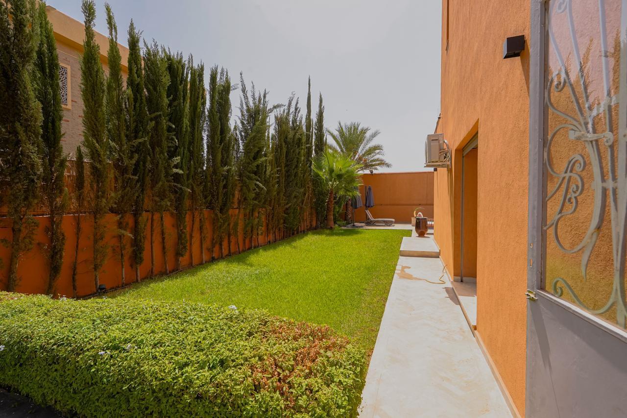 Villa Chaleureuse Avec Piscine Privée Un Havre De Paix