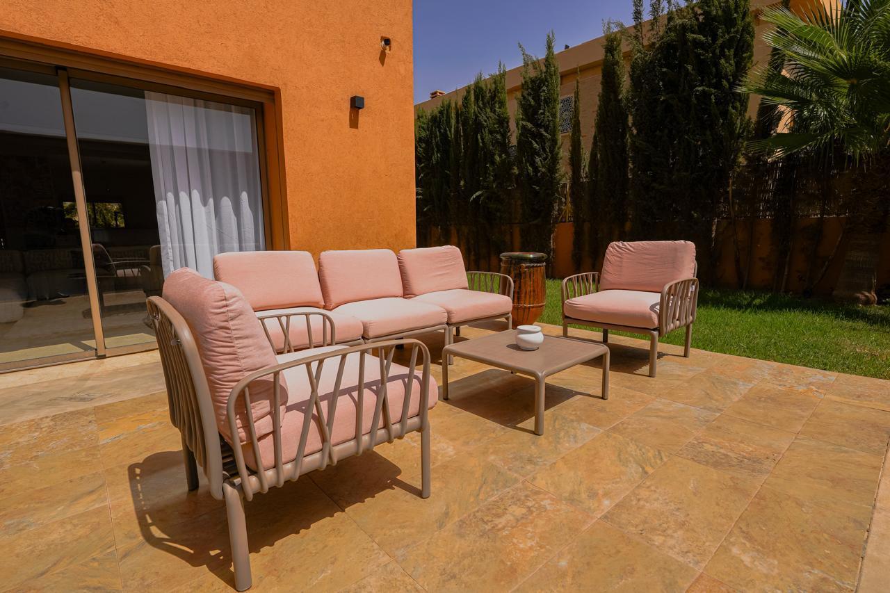 Villa Chaleureuse Avec Piscine Privée Un Havre De Paix