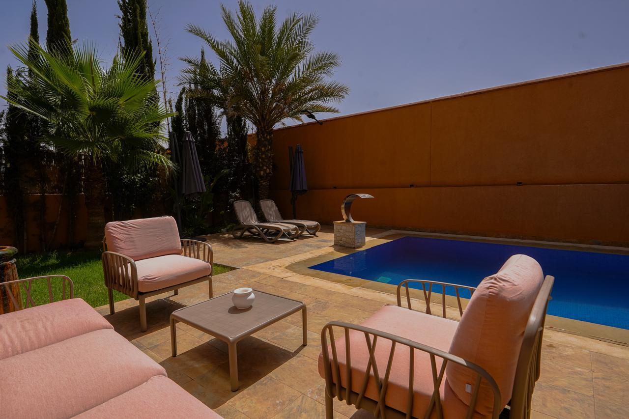 Villa Chaleureuse Avec Piscine Privée Un Havre De Paix