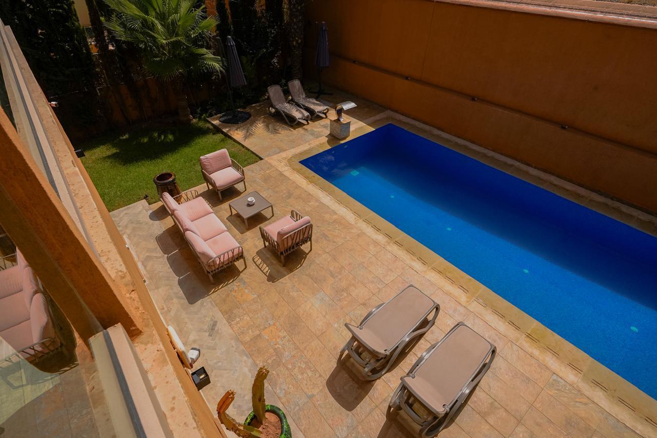 Villa Chaleureuse Avec Piscine Privée Un Havre De Paix