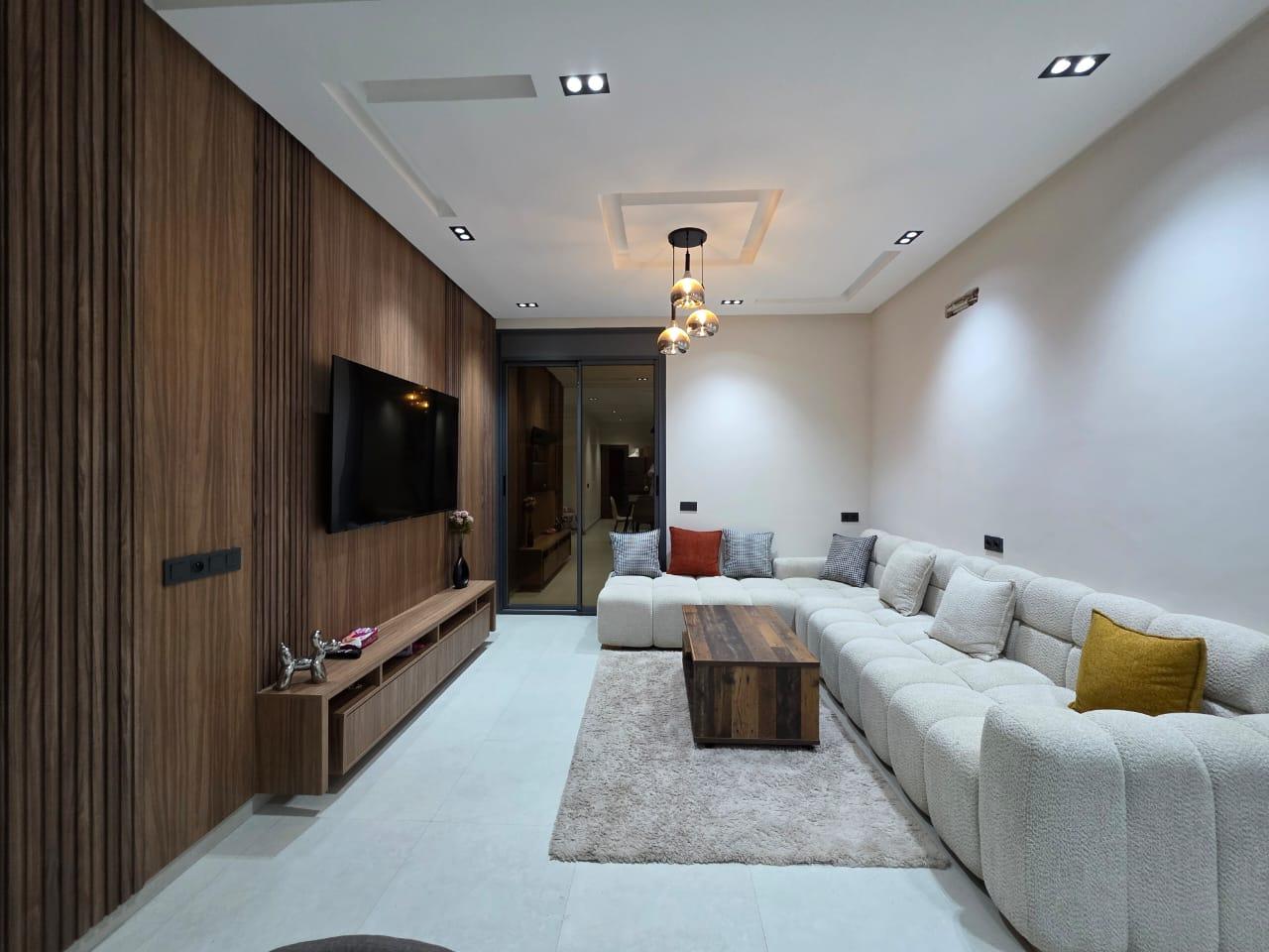 Villa Neuve Meublée à Vendre – Route d’Amezmiz