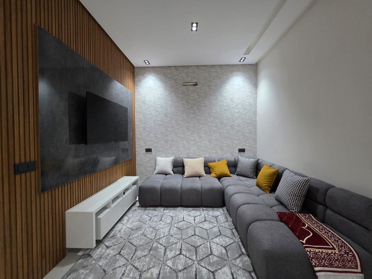 Villa Neuve Meublée à Vendre – Route d’Amezmiz