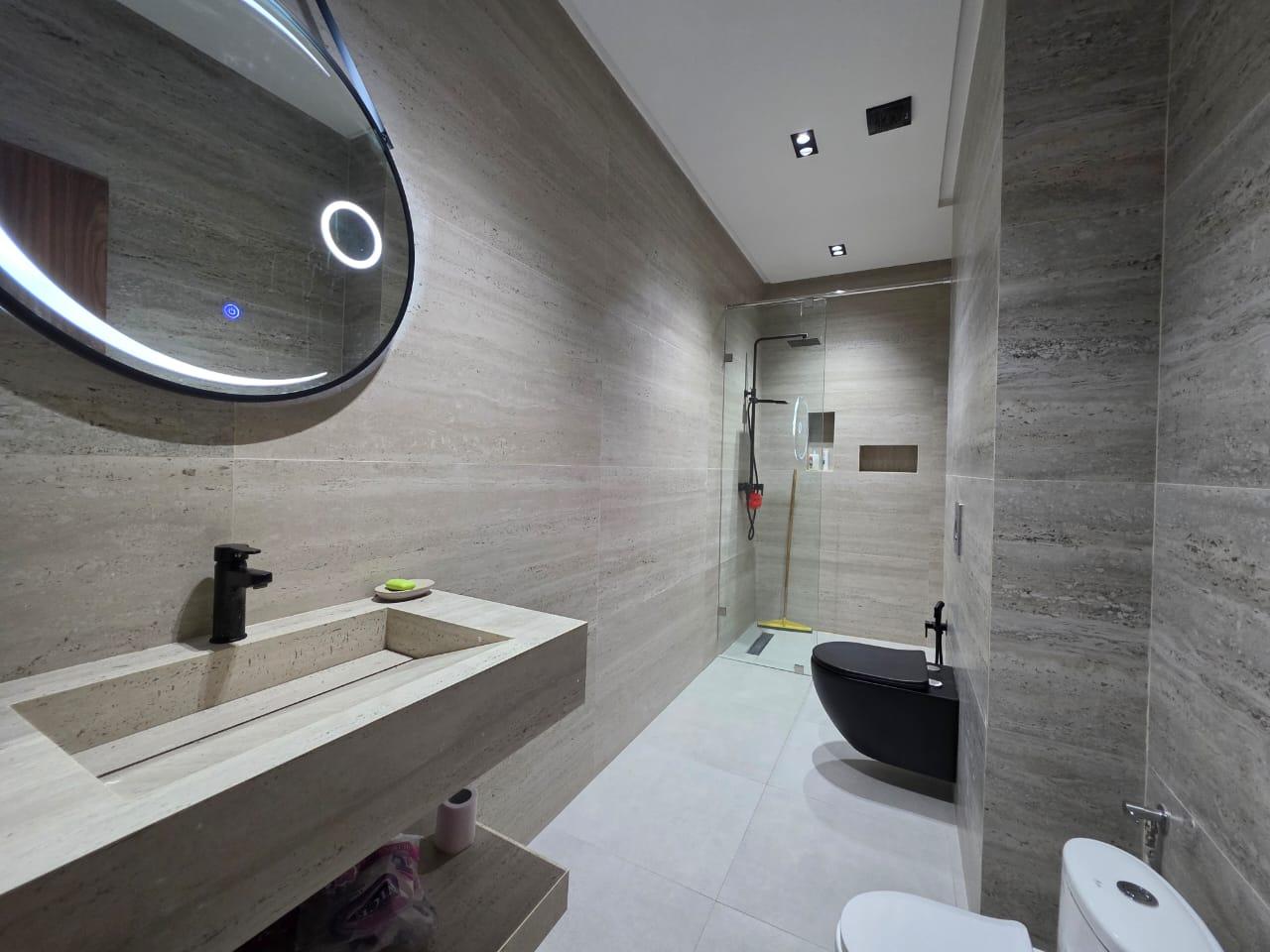 Villa Neuve Meublée à Vendre – Route d’Amezmiz