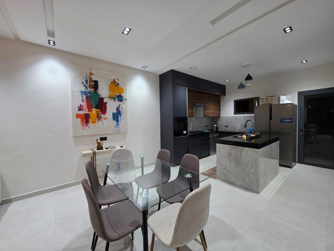 Villa Neuve Meublée à Vendre – Route d’Amezmiz