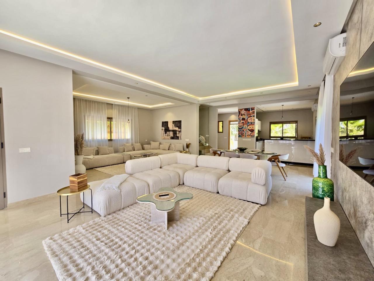 Villa Chaleureuse Avec Piscine Privée Un Havre De Paix