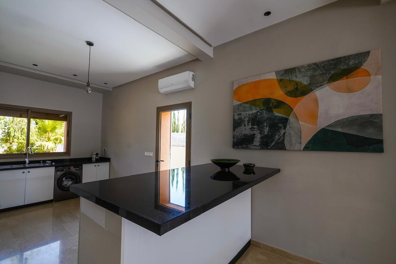 Villa Chaleureuse Avec Piscine Privée Un Havre De Paix