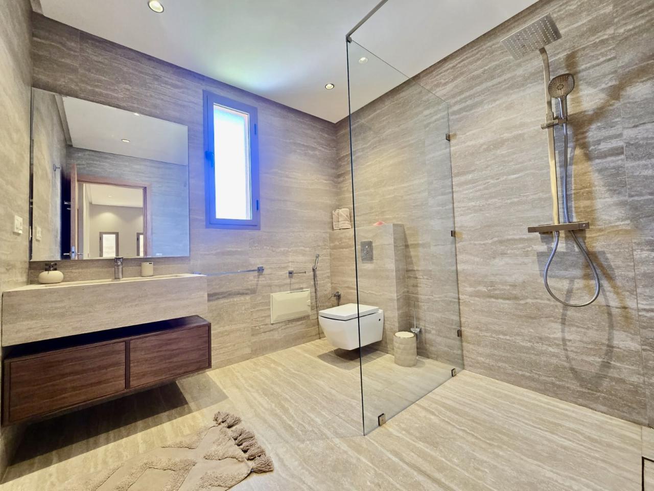 Villa Chaleureuse Avec Piscine Privée Un Havre De Paix