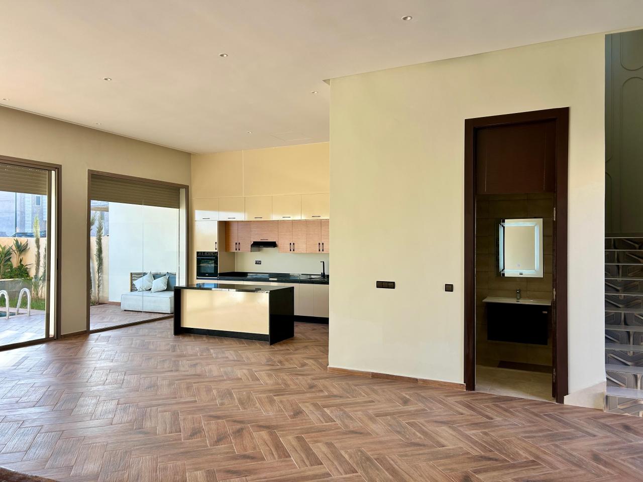 Villa De Luxe à Vendre à Chrifia