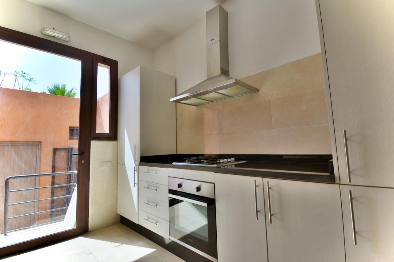 Location Villa Marrakech Golf avec Piscine Privée – Résidence Sécurisée Route Ourika