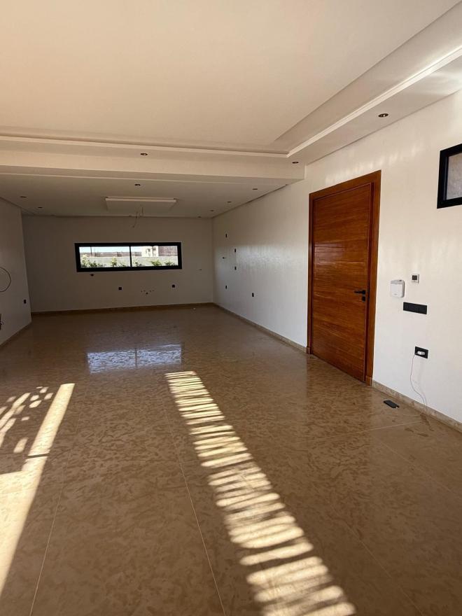 New Villa for Sale in Marrakech – Route d’Ourika, Canal Zaraba