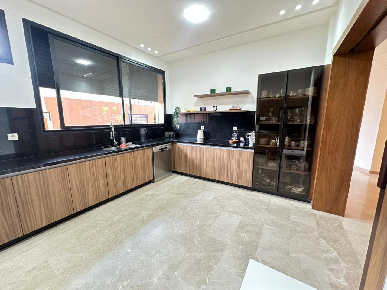 Villa d’exception à vendre – 5 chambres - Agdal