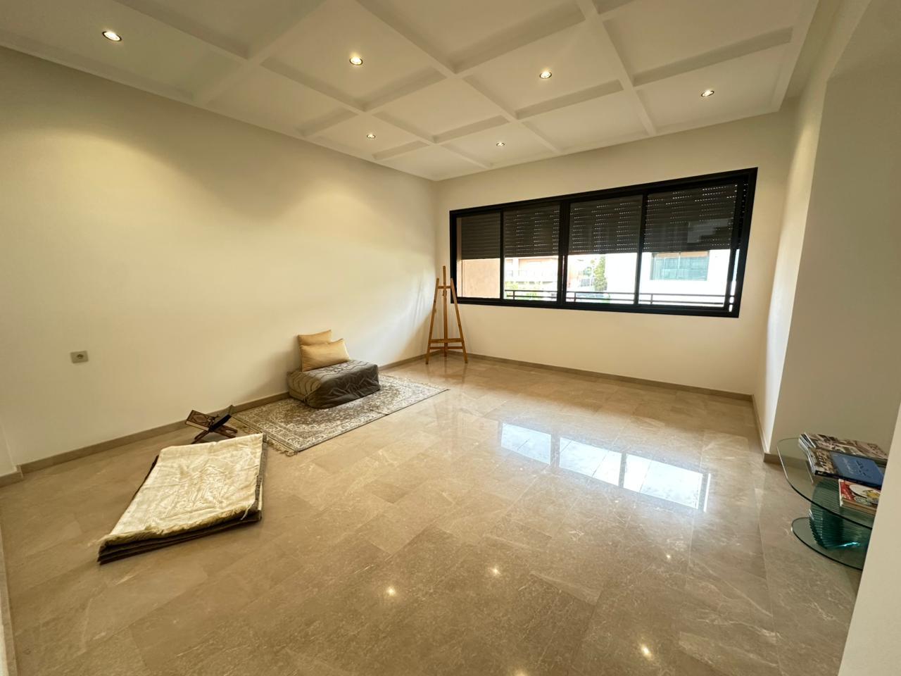 Villa d’exception à vendre – 5 chambres - Agdal