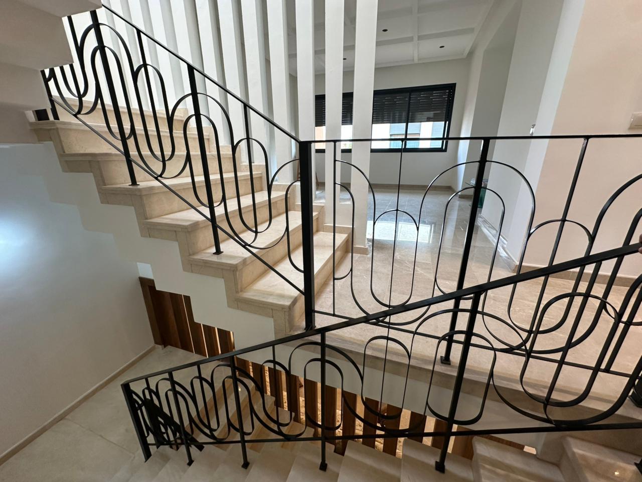 Villa d’exception à vendre – 5 chambres - Agdal