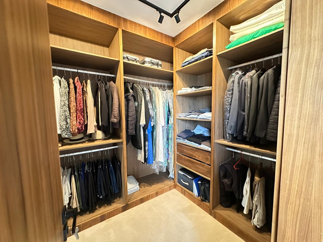 Villa d’exception à vendre – 5 chambres - Agdal