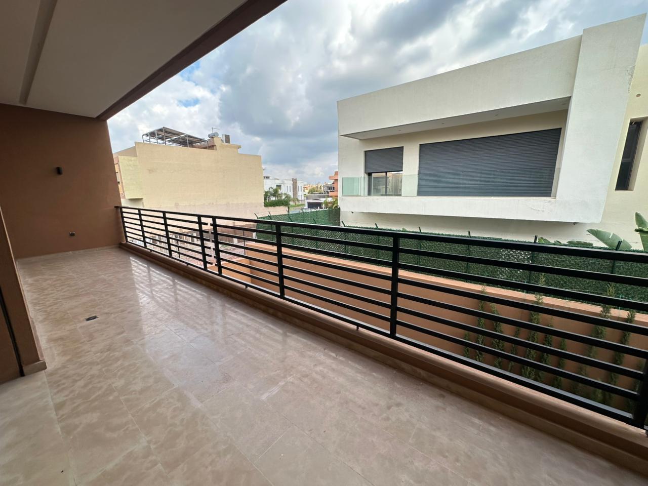 Villa d’exception à vendre – 5 chambres - Agdal