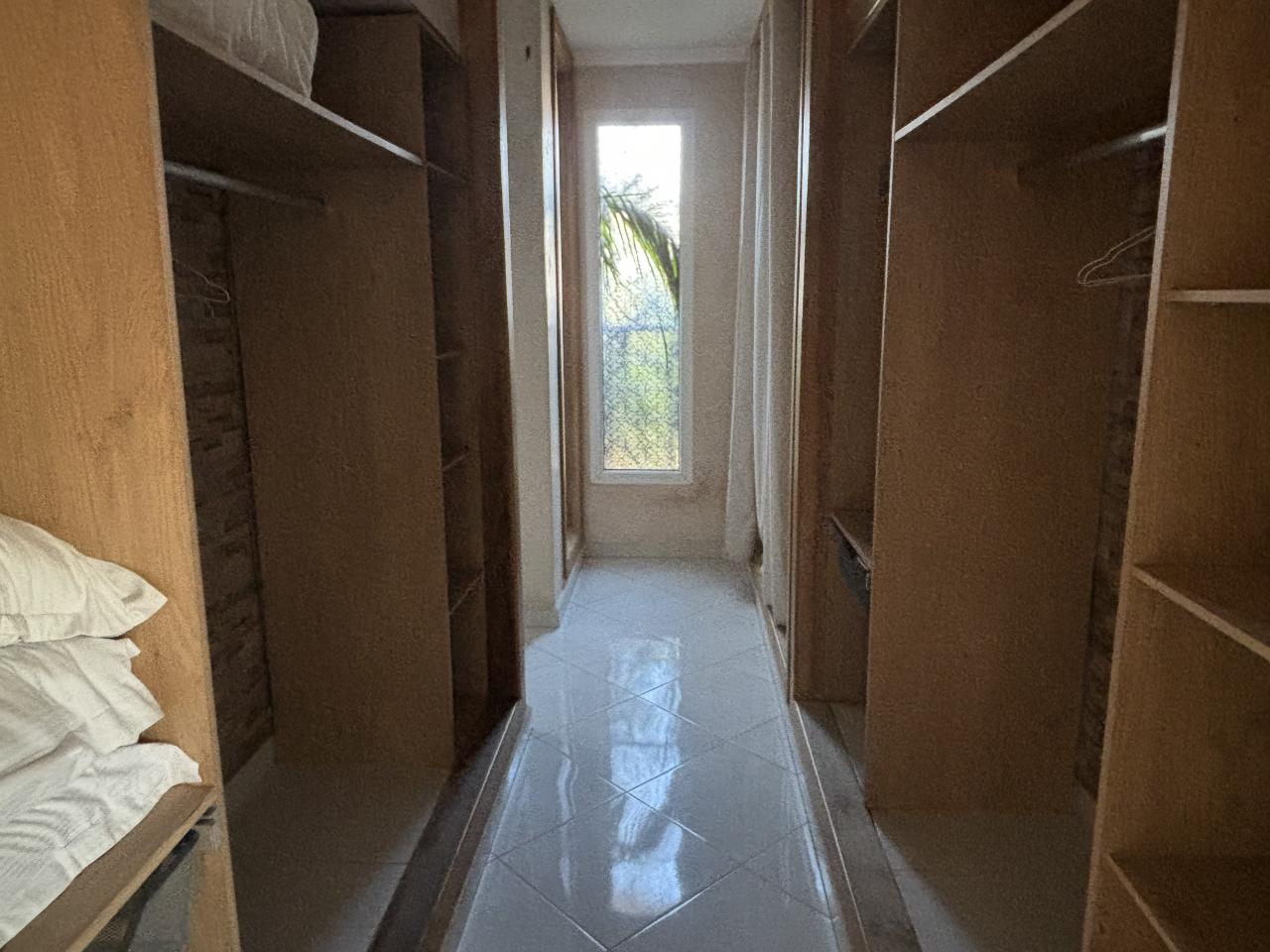 Spacieuse villa 8 chambres à louer à Targa