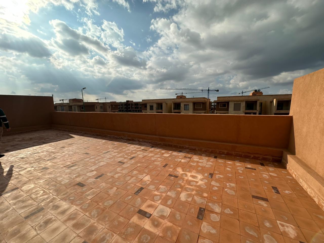 Villa d’exception à vendre – 5 chambres - Agdal