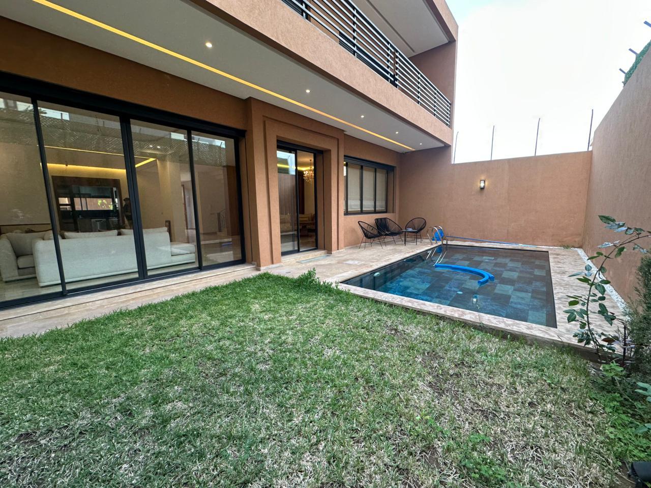 Villa d’exception à vendre – 5 chambres - Agdal