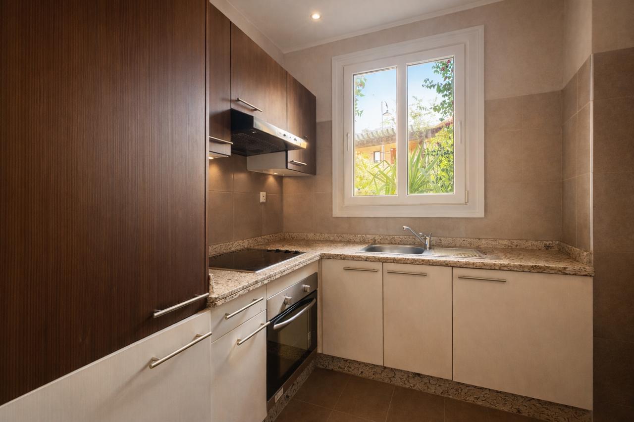 Magnifique Studio En Rez De Jardin À Vendre Fort Potentiel Locatif