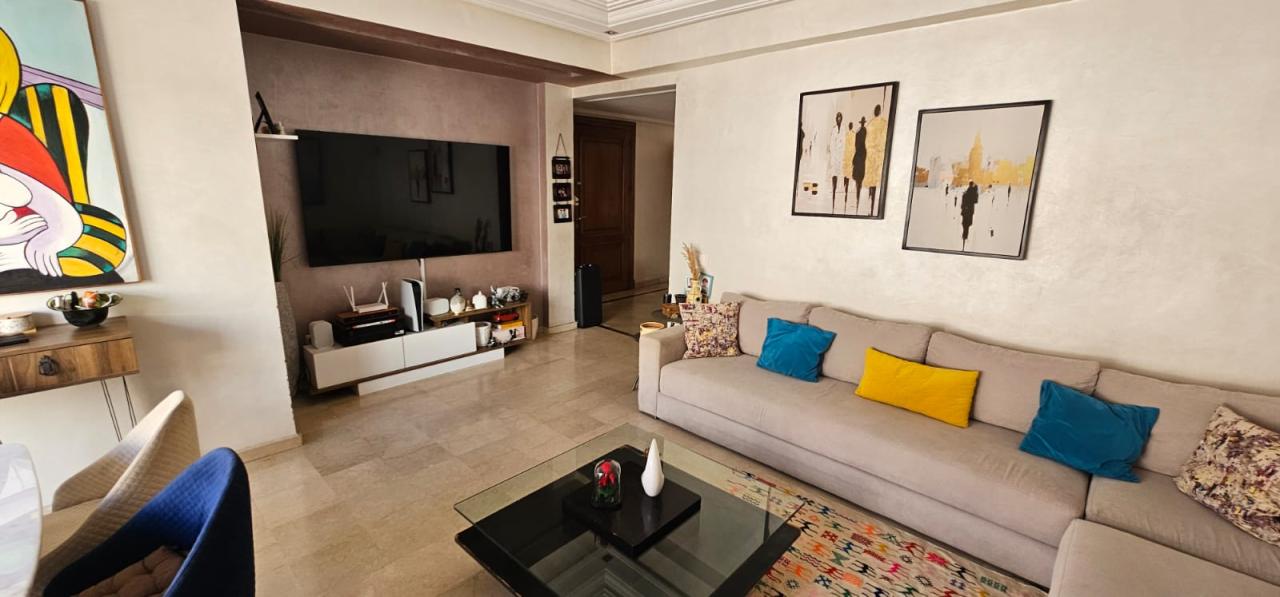 Appartement Lumineux 3 Chambres–Casablanca